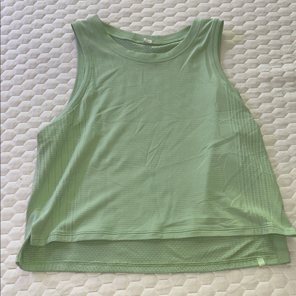 LULULEMON 🍋crop tank